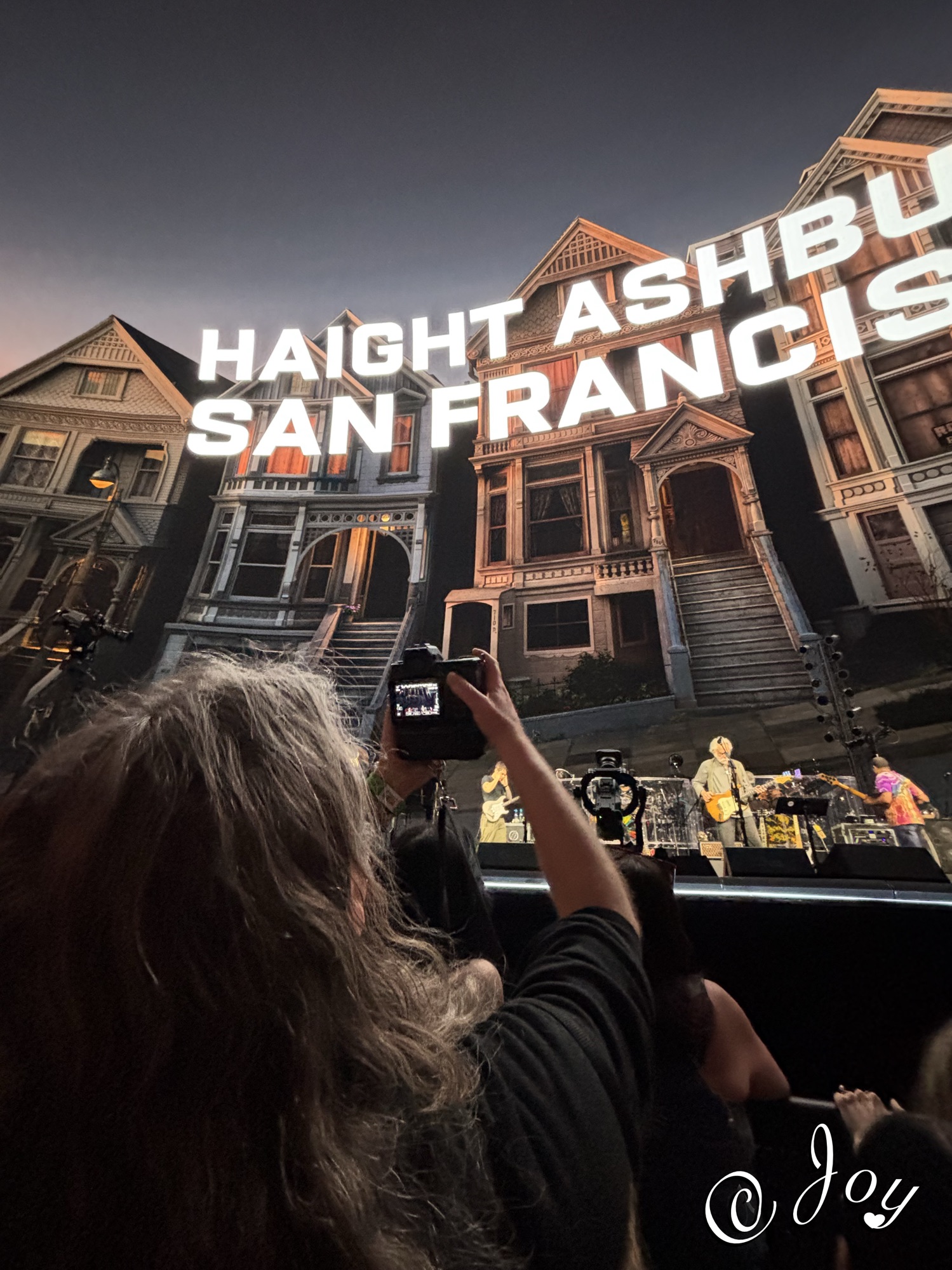 Finding Community Through Music: My Journey with Dead & Co.